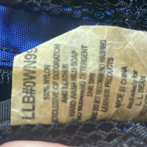 LLBean travel/cosmetic case - Picture 5 of 9